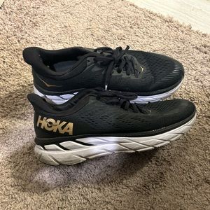 Hoka tennis shoes